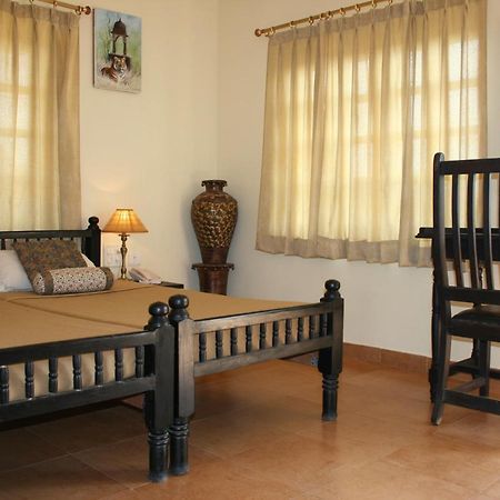 Tiger Safari Resort Савай Мадхопур Екстериор снимка