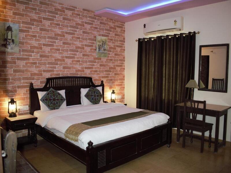 Tiger Safari Resort Савай Мадхопур Екстериор снимка