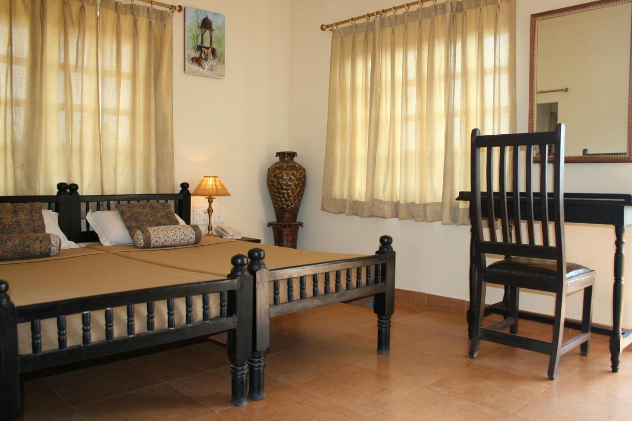 Tiger Safari Resort Савай Мадхопур Екстериор снимка
